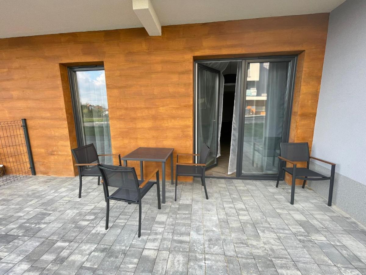 Apartament Roza 1 Zator - 2 Km Od Energylandii Zewnętrze zdjęcie